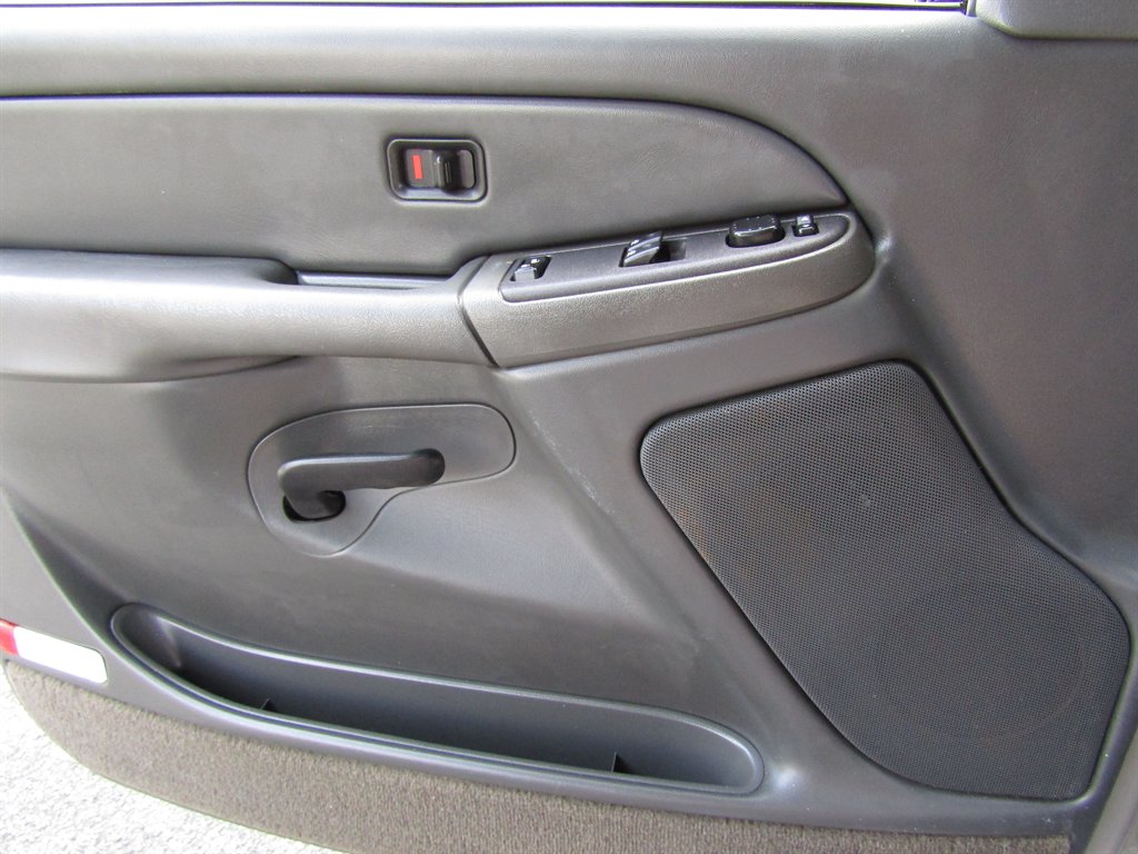 2004 Chevrolet Silverado 1500 - Photo 17