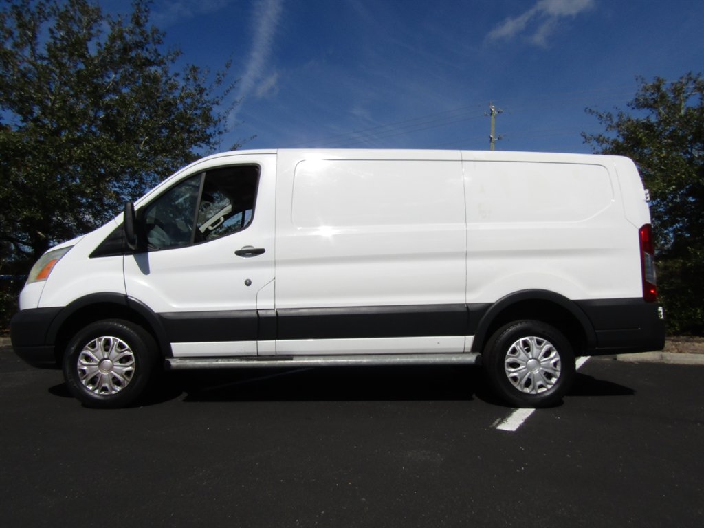 2016 Ford Transit Base