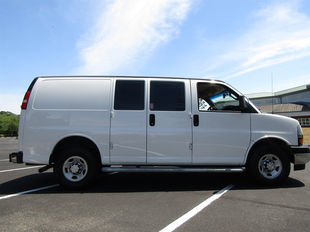 2019 Chevrolet Express Cargo Work Van - Photo 6
