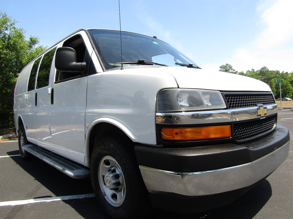 2019 Chevrolet Express Cargo Work Van - Photo 7