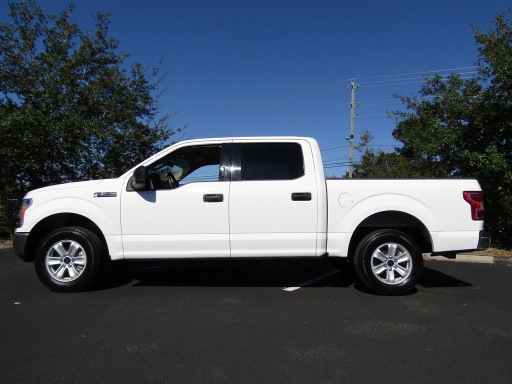 2020 Ford F-150 XLT's photo